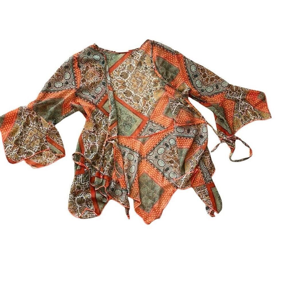 Hug Kimono  - Picture 2 of 7